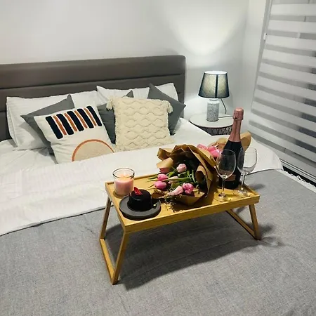 Apartment M