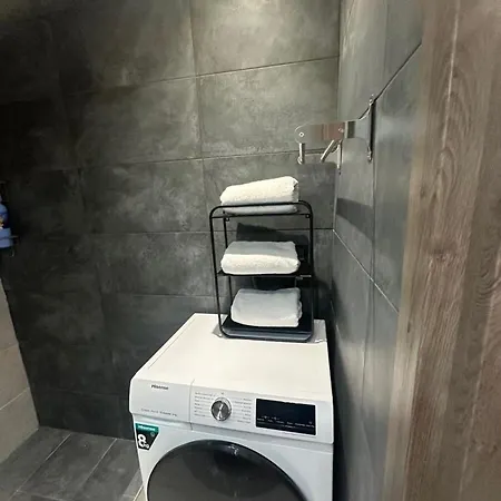 M Peraía